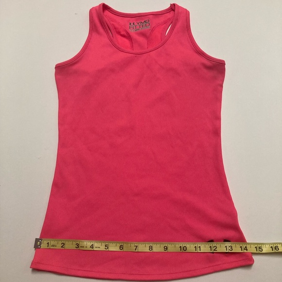 Girl’s Under Armour tank tops - Picture 4 of 9